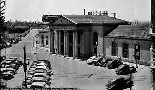 Illustration for article titled Eleven Gorgeous Train Stations Lost To The Wrecking Ball